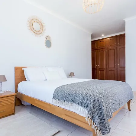 Ameijeira Spacious Lagos