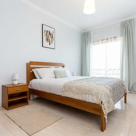Ameijeira Spacious